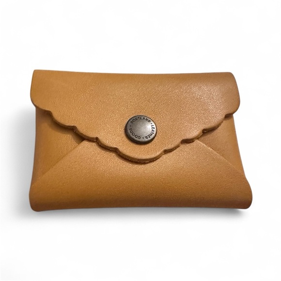 Portland Leather Handbags - NWOT Portland Leather Sunflower Daisy Coin Pouch
